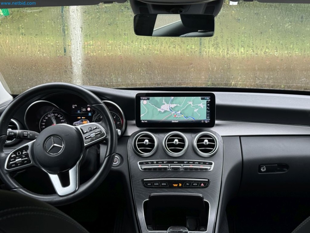 Maschinen, Warenvorräte, Lagertechnik u. Designmöbel eines Möbelherstellers-9