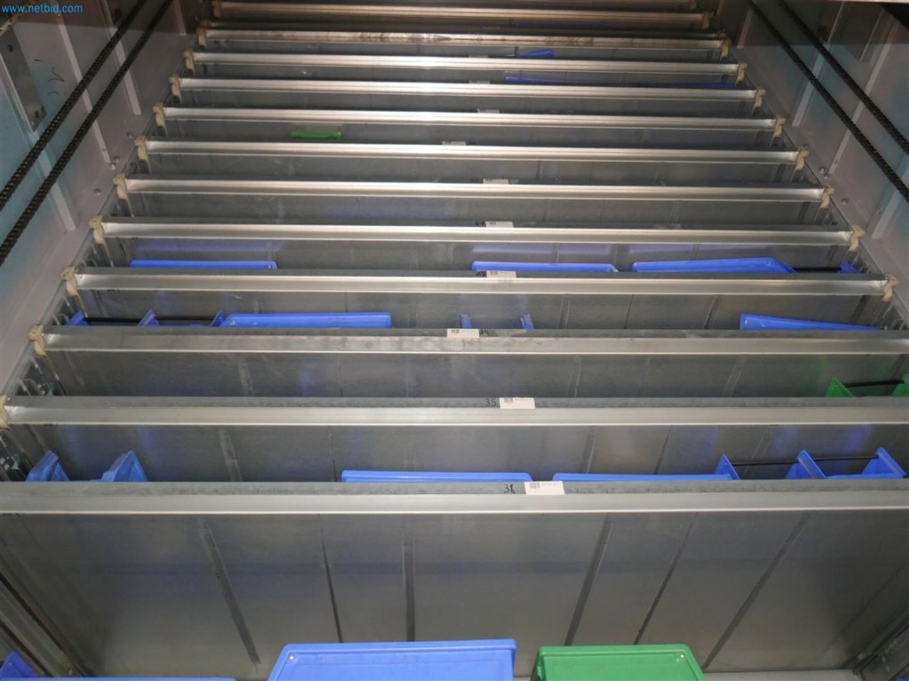 Maschinen, Warenvorräte, Lagertechnik u. Designmöbel eines Möbelherstellers-10