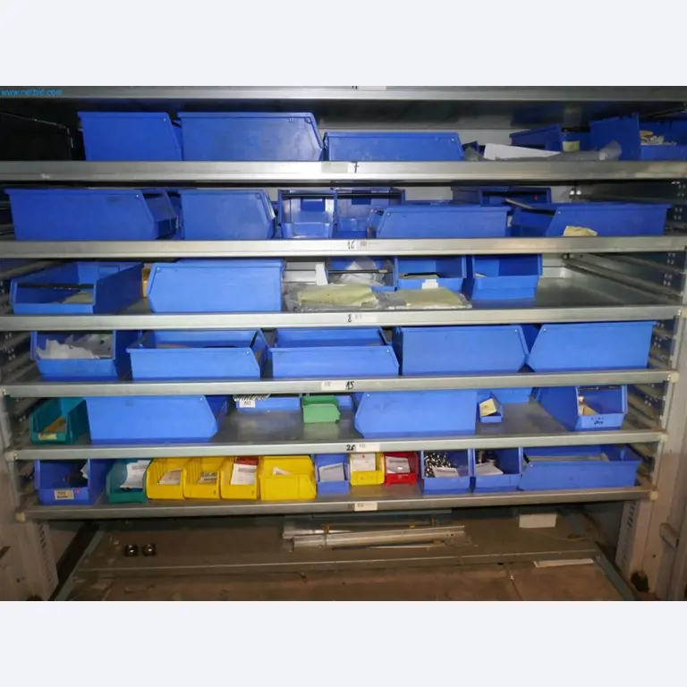 Maschinen, Warenvorräte, Lagertechnik u. Designmöbel eines Möbelherstellers-11