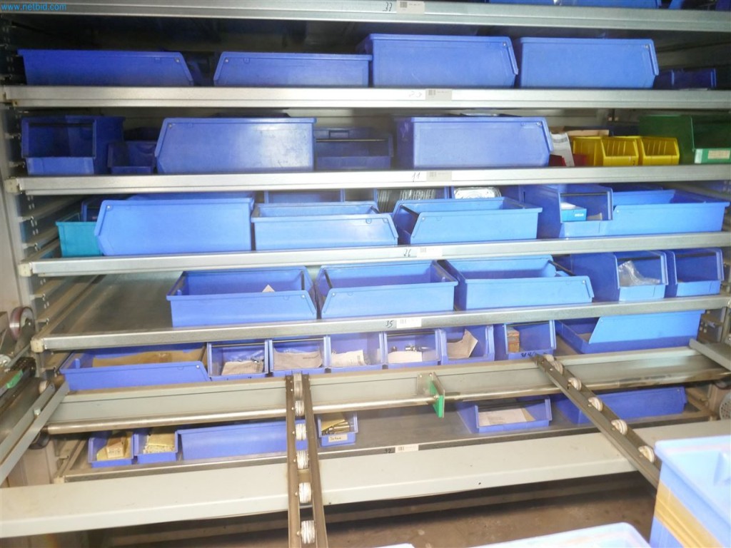 Maschinen, Warenvorräte, Lagertechnik u. Designmöbel eines Möbelherstellers-3