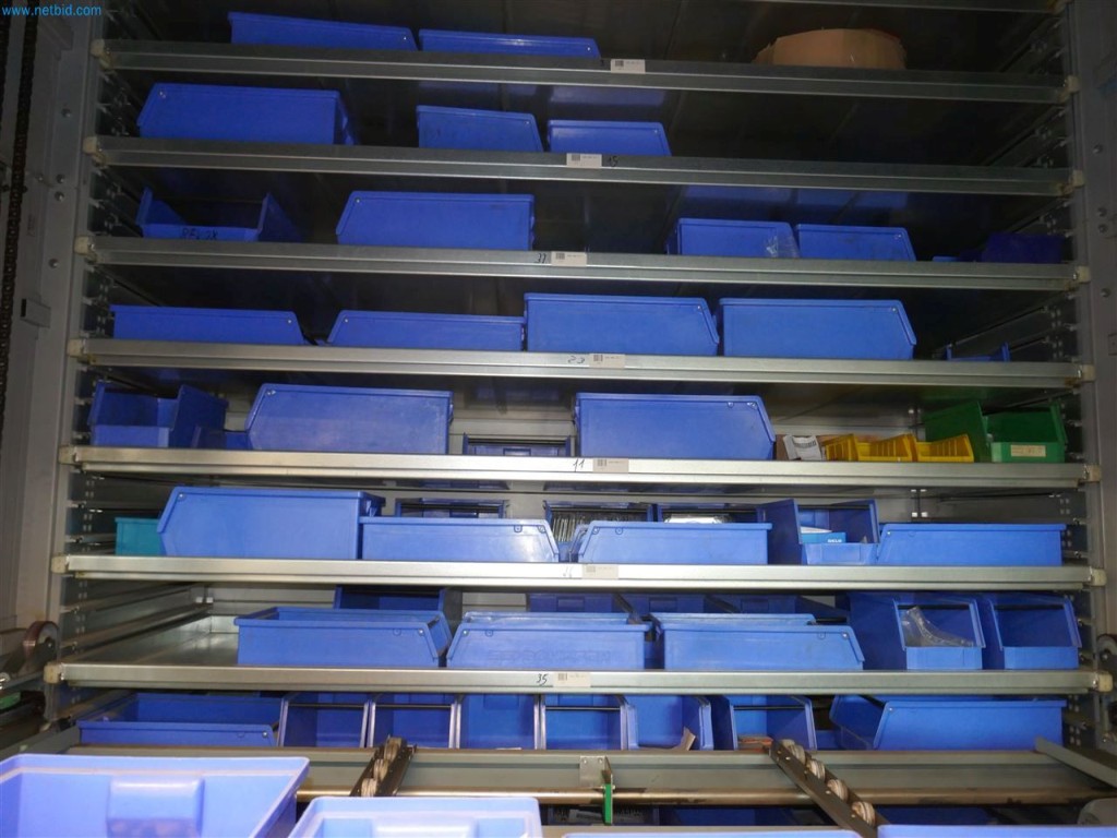 Maschinen, Warenvorräte, Lagertechnik u. Designmöbel eines Möbelherstellers-6