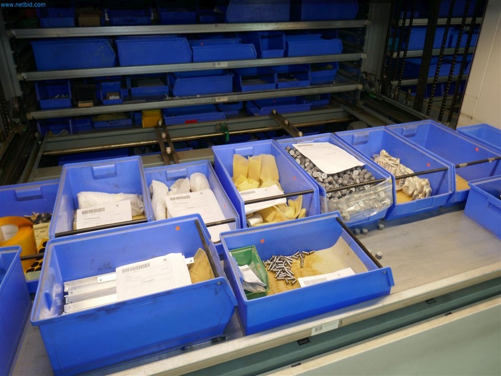 Maschinen, Warenvorräte, Lagertechnik u. Designmöbel eines Möbelherstellers-9