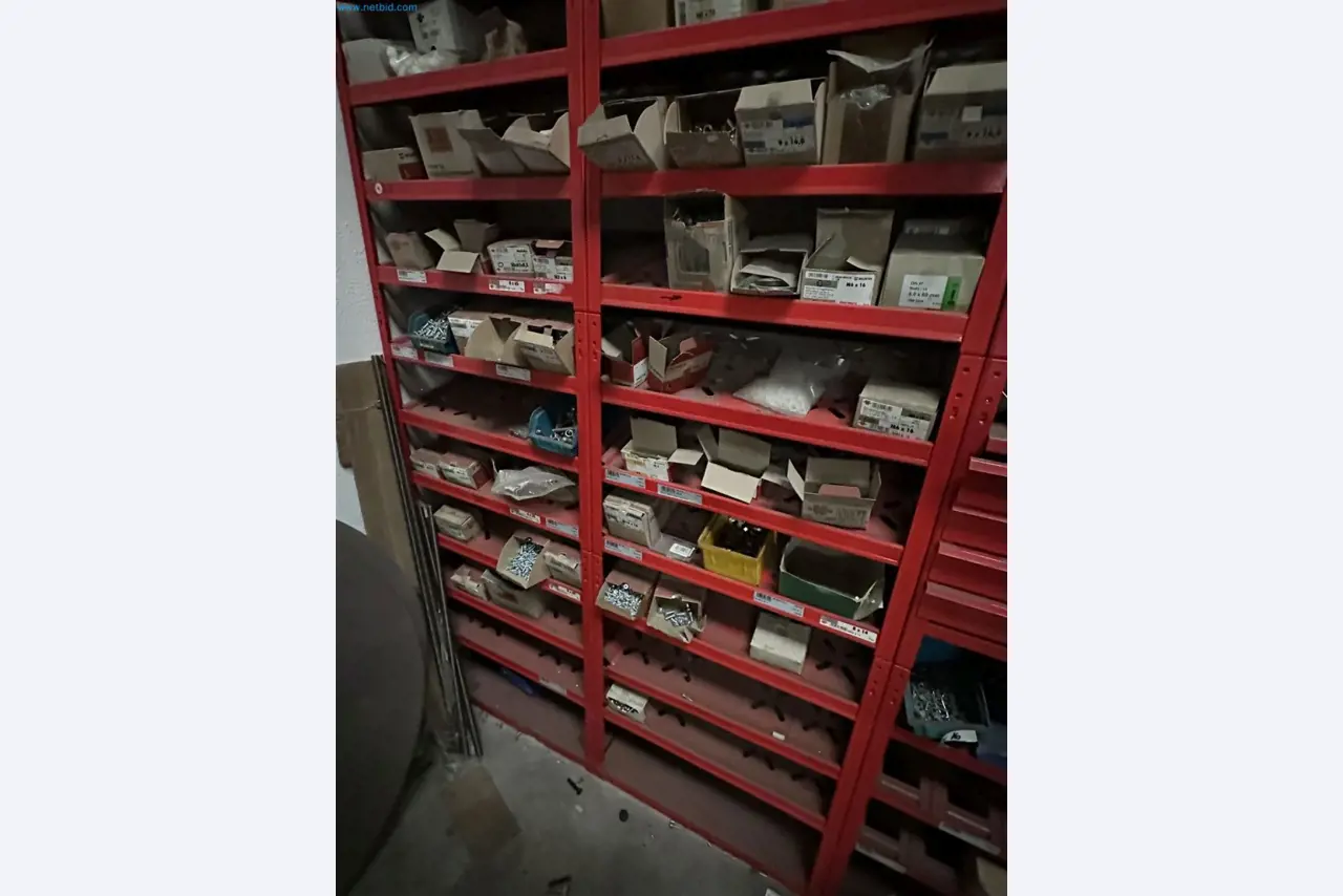 Maschinen, Warenvorräte, Lagertechnik u. Designmöbel eines Möbelherstellers-3