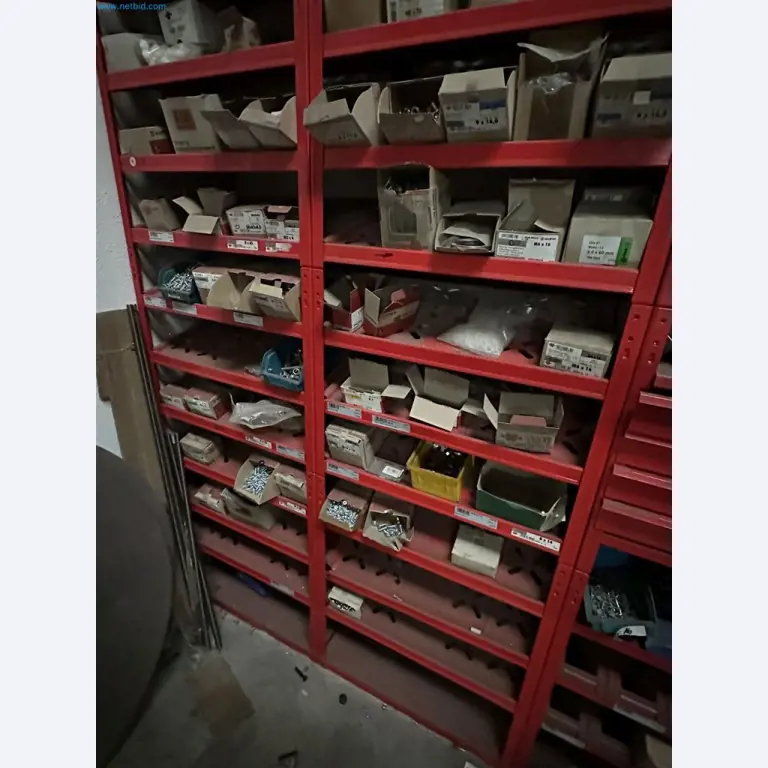 Maschinen, Warenvorräte, Lagertechnik u. Designmöbel eines Möbelherstellers-3