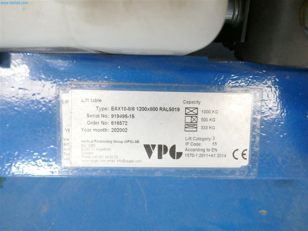 Maschinen, Warenvorräte, Lagertechnik u. Designmöbel eines Möbelherstellers-2