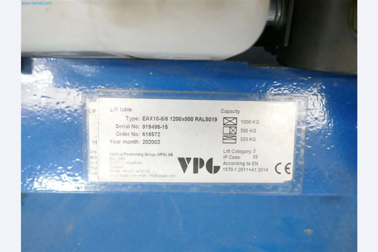 Maschinen, Warenvorräte, Lagertechnik u. Designmöbel eines Möbelherstellers-2