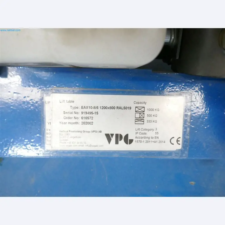 Maschinen, Warenvorräte, Lagertechnik u. Designmöbel eines Möbelherstellers-2