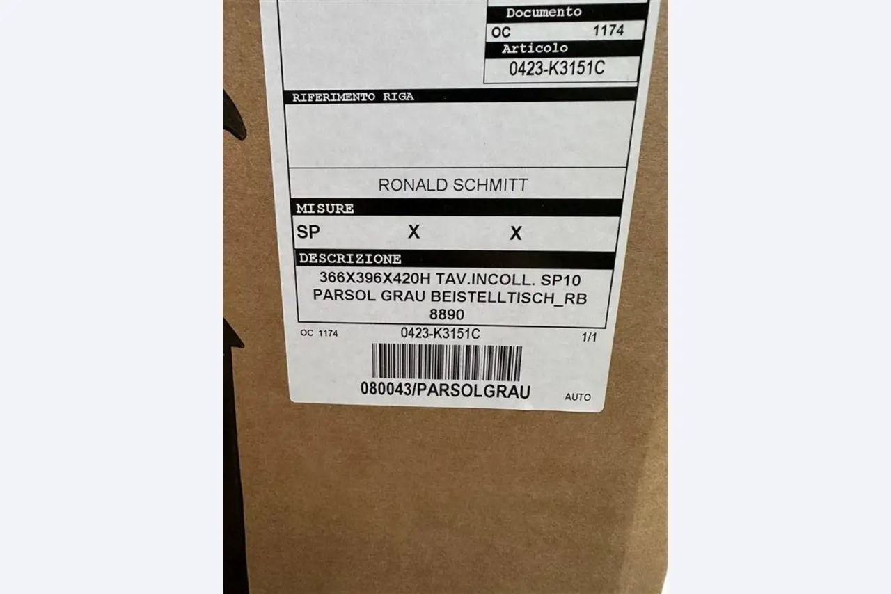 Maschinen, Warenvorräte, Lagertechnik u. Designmöbel eines Möbelherstellers-4