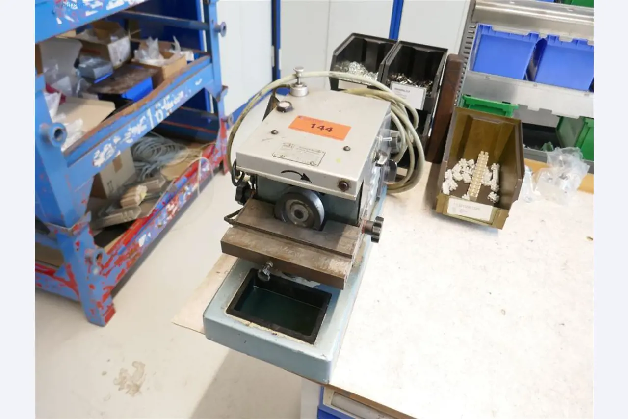 Stroje z oblasti strojírenství a výroby zařízení-1