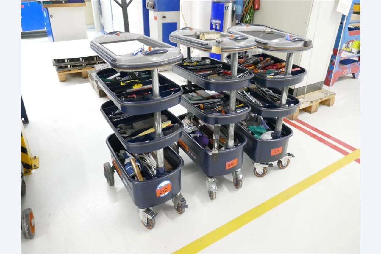 Máquinas del sector de la ingeniería mecánica y de instalaciones-1