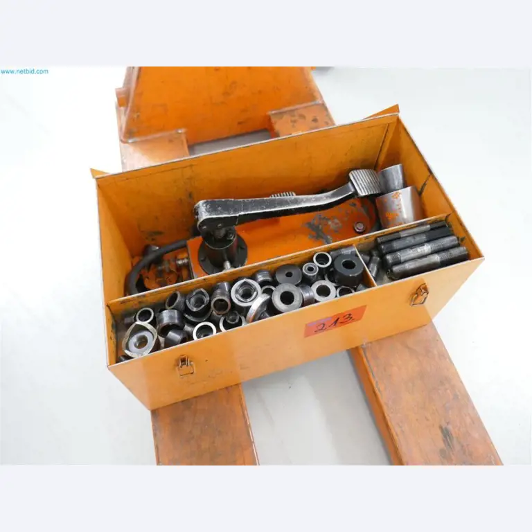 Maschinen aus dem Bereich Maschinen- und Anlagenbau-4