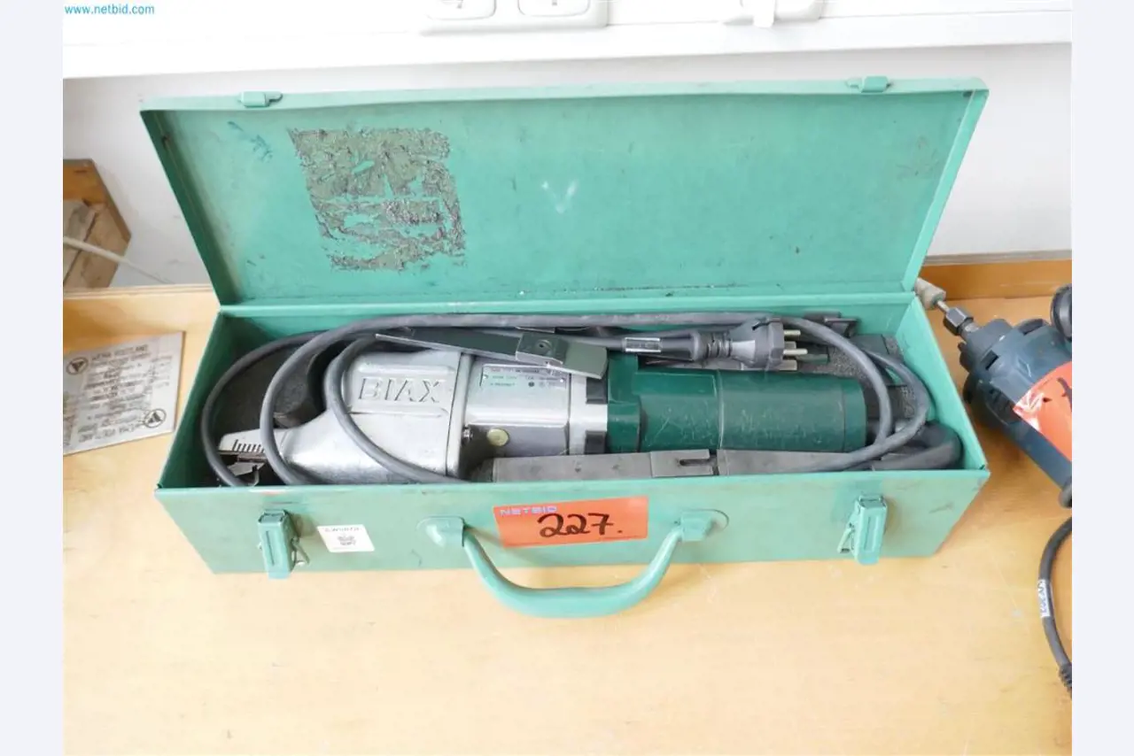 Maschinen aus dem Bereich Maschinen- und Anlagenbau-6