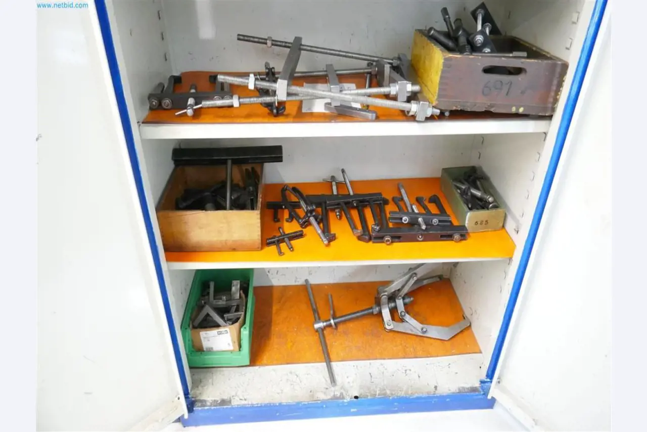 Maschinen aus dem Bereich Maschinen- und Anlagenbau-8
