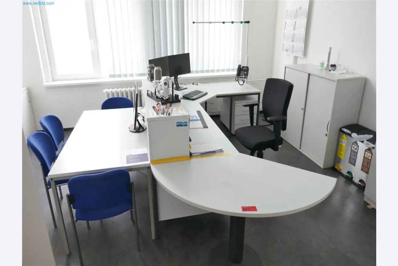 Maschinen aus dem Bereich Maschinen- und Anlagenbau-3