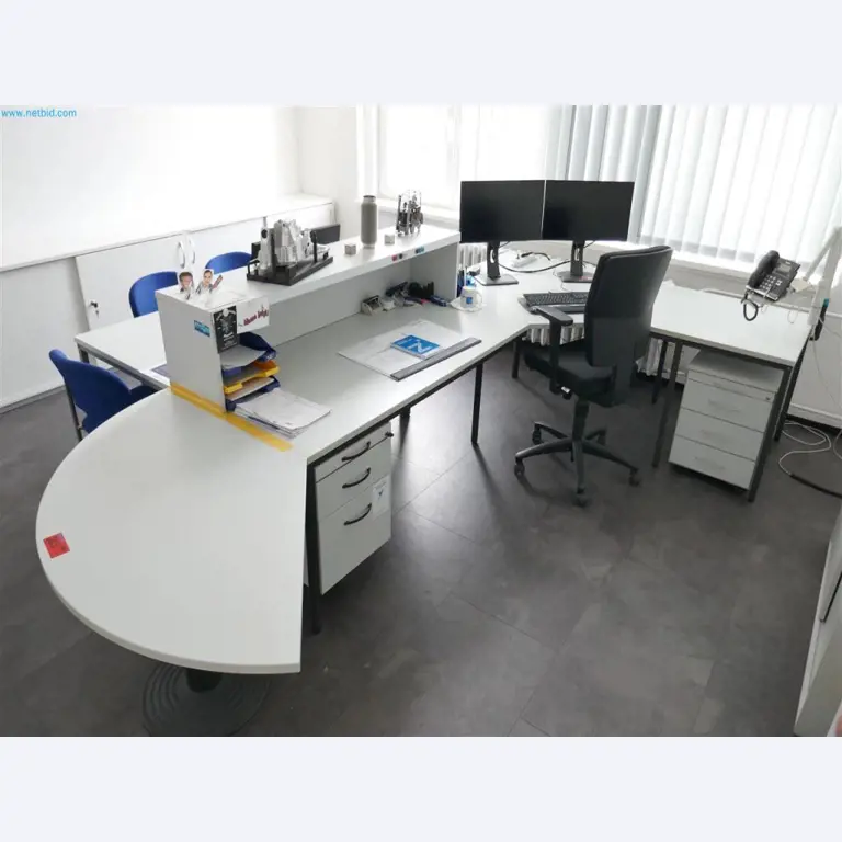 Maschinen aus dem Bereich Maschinen- und Anlagenbau-4