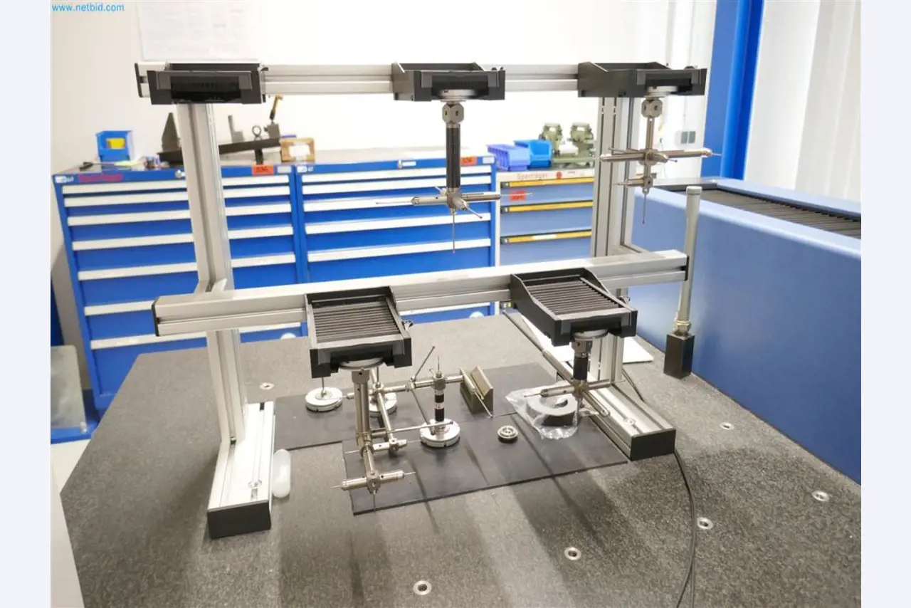 Machines du secteur de la construction de machines et d'installations-5