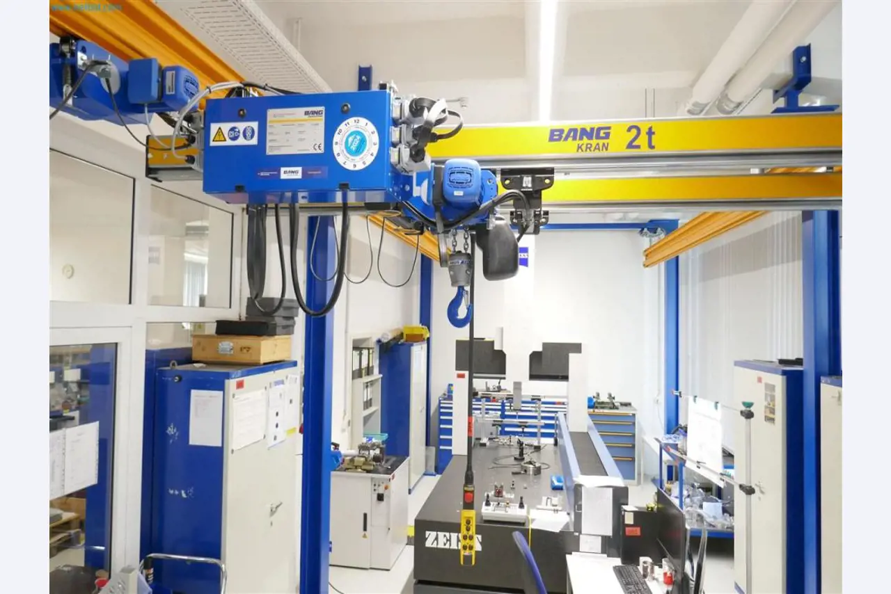 Máquinas del sector de la ingeniería mecánica y de instalaciones-2