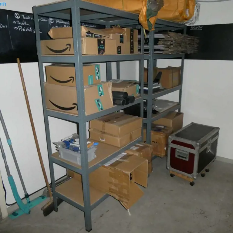 2 Shelving racks