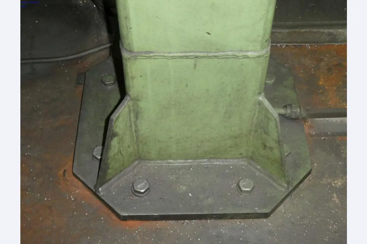 Lathes and milling machines, small machines, workshop equipment-4