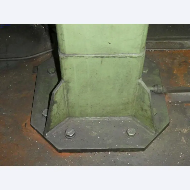 Lathes and milling machines, small machines, workshop equipment-4