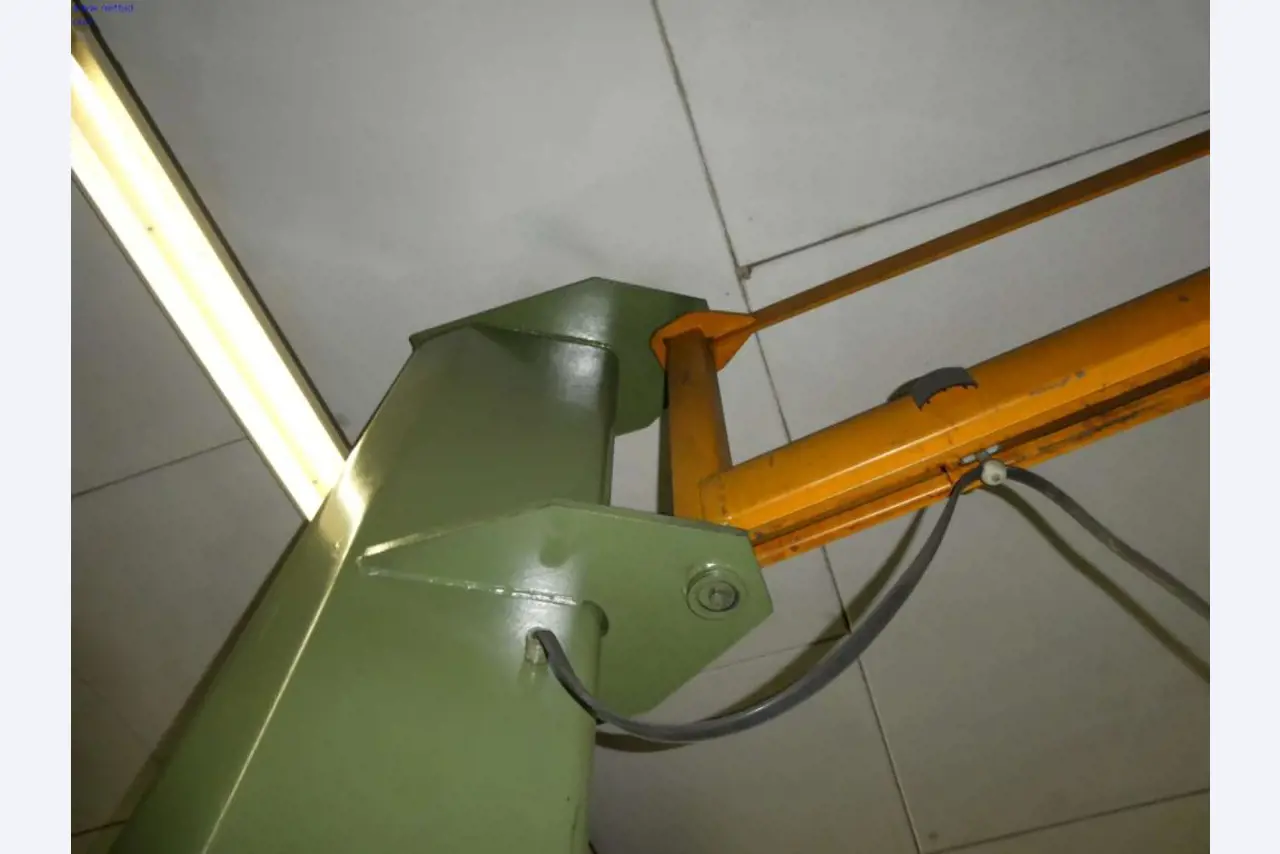 Tokarki i frezarki, małe maszyny, sprzęt warsztatowy-3