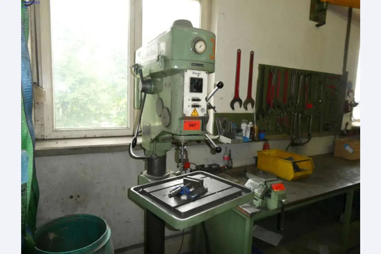 Tokarki i frezarki, małe maszyny, sprzęt warsztatowy-4