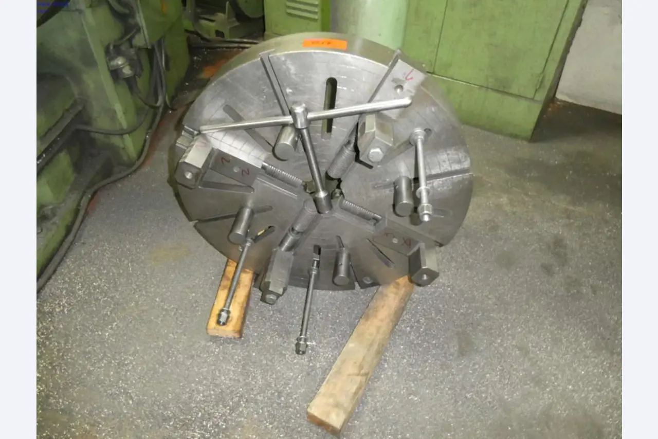 Tokarki i frezarki, małe maszyny, sprzęt warsztatowy-13