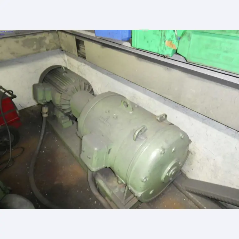 Tokarki i frezarki, małe maszyny, sprzęt warsztatowy-17