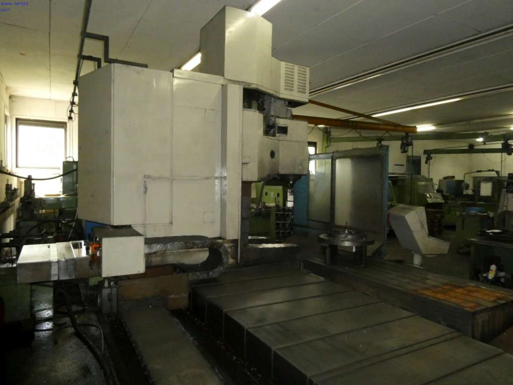 Soustruhy a frézky, malé stroje, dílenské vybavení-11