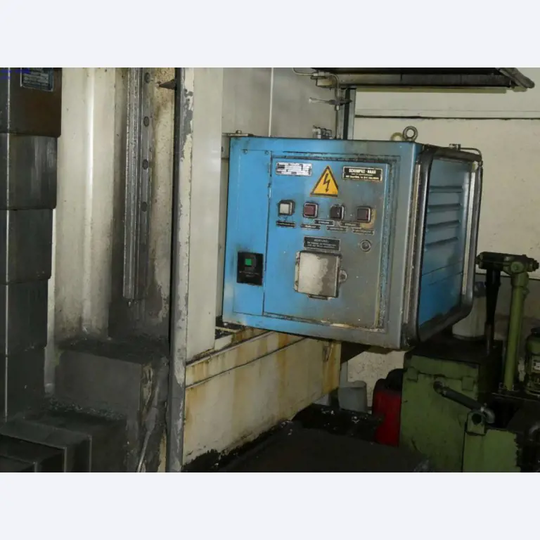Lathes and milling machines, small machines, workshop equipment-14
