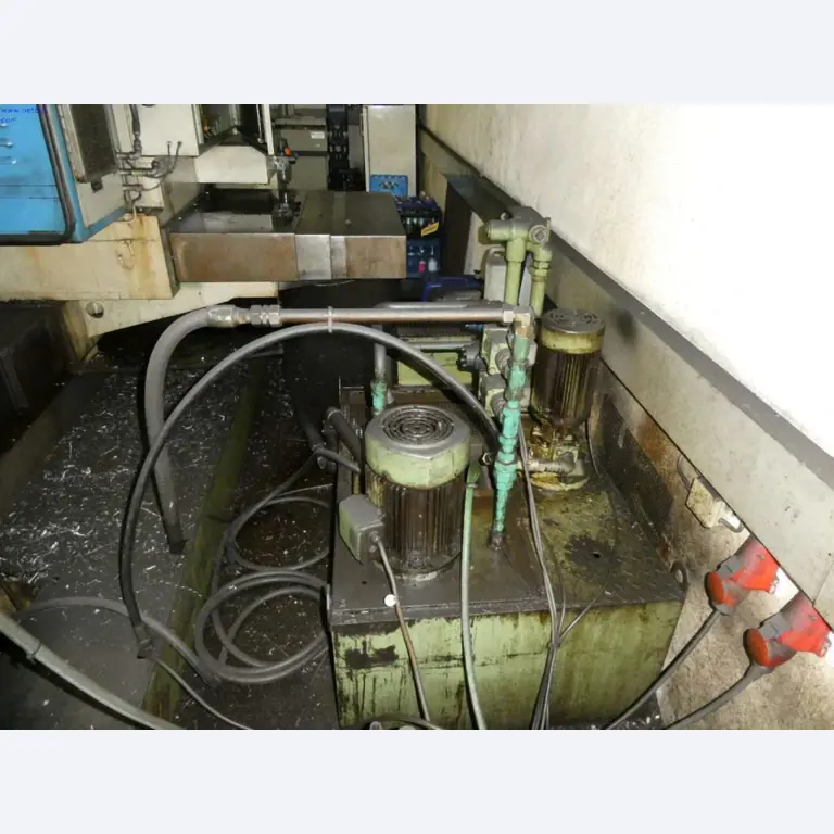 Lathes and milling machines, small machines, workshop equipment-17