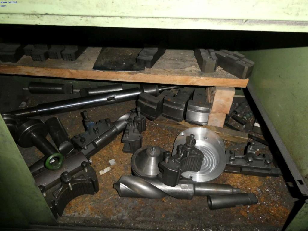 Lathes and milling machines, small machines, workshop equipment-17