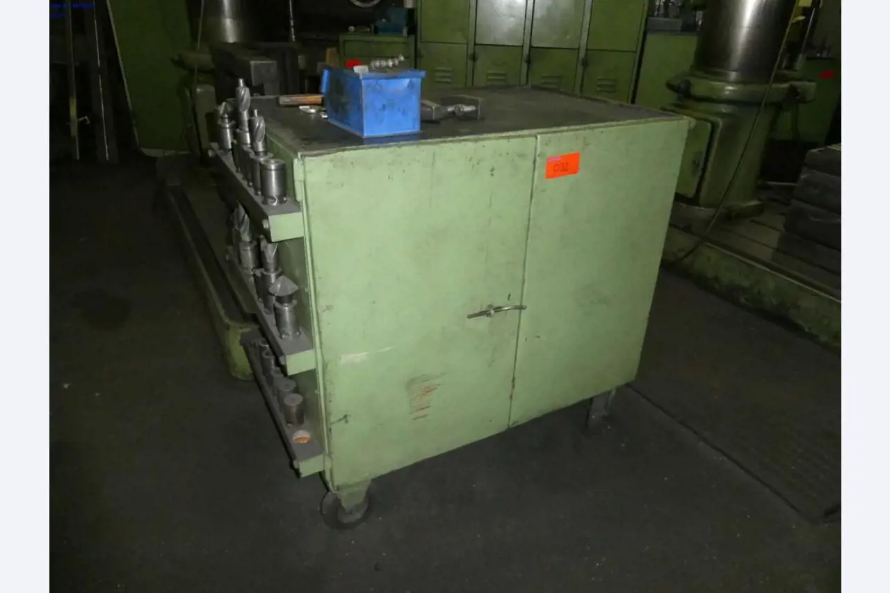 Stroji za struženje in rezkanje, mali stroji, oprema za delavnice-9