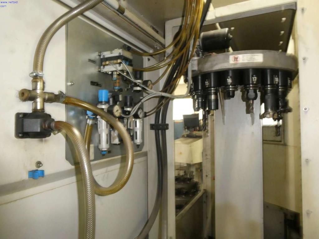 Soustruhy a frézky, malé stroje, dílenské vybavení-19