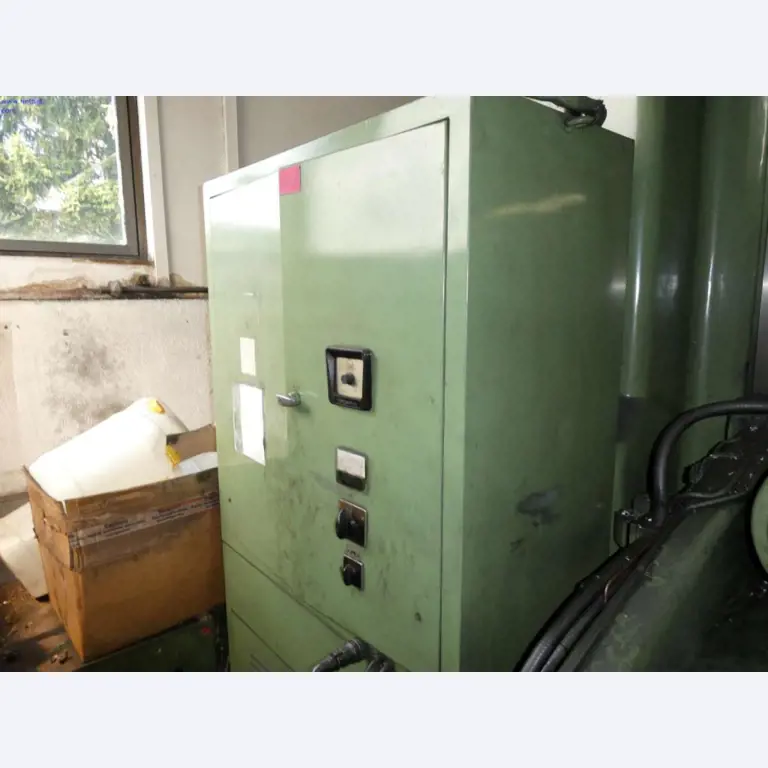 Tokarki i frezarki, małe maszyny, sprzęt warsztatowy-11