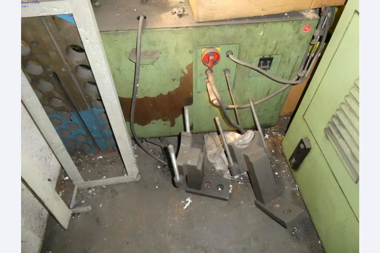 Tokarki i frezarki, małe maszyny, sprzęt warsztatowy-14