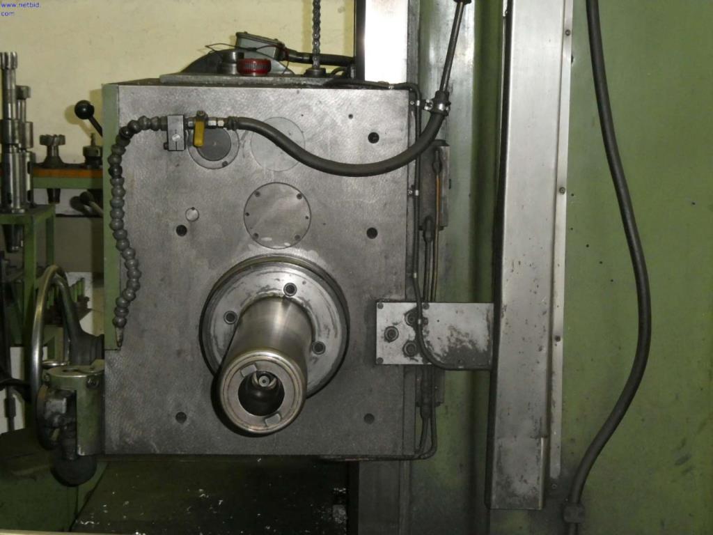 Lathes and milling machines, small machines, workshop equipment-16