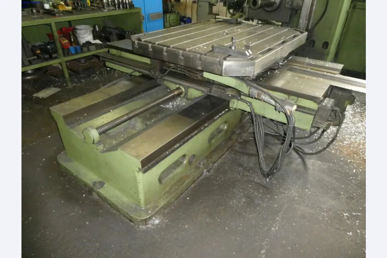 Tokarki i frezarki, małe maszyny, sprzęt warsztatowy-18