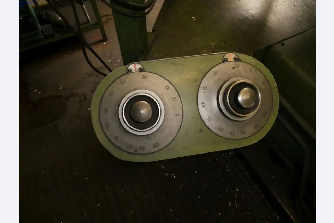 Tokarki i frezarki, małe maszyny, sprzęt warsztatowy-9