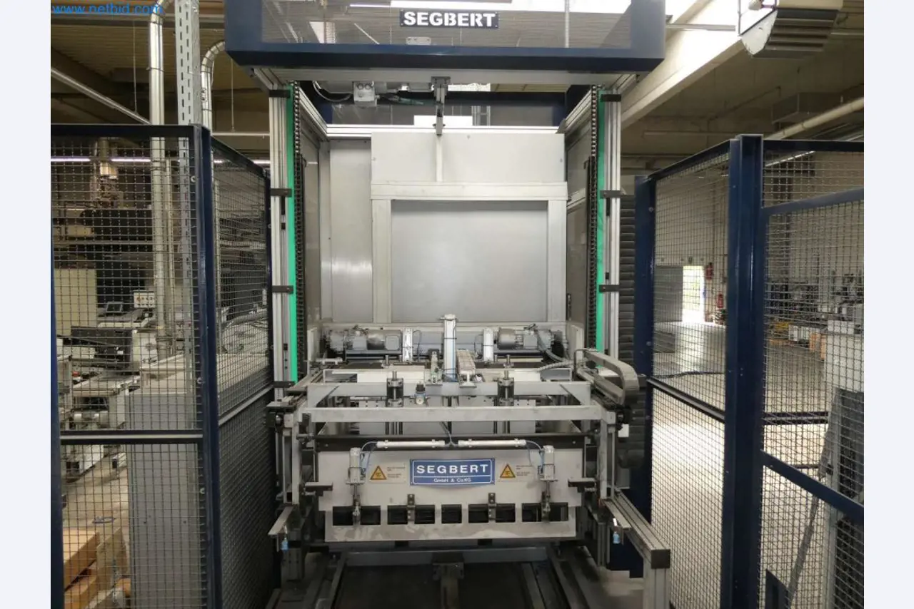 Equipamiento operativo y de oficina de una imprenta-10