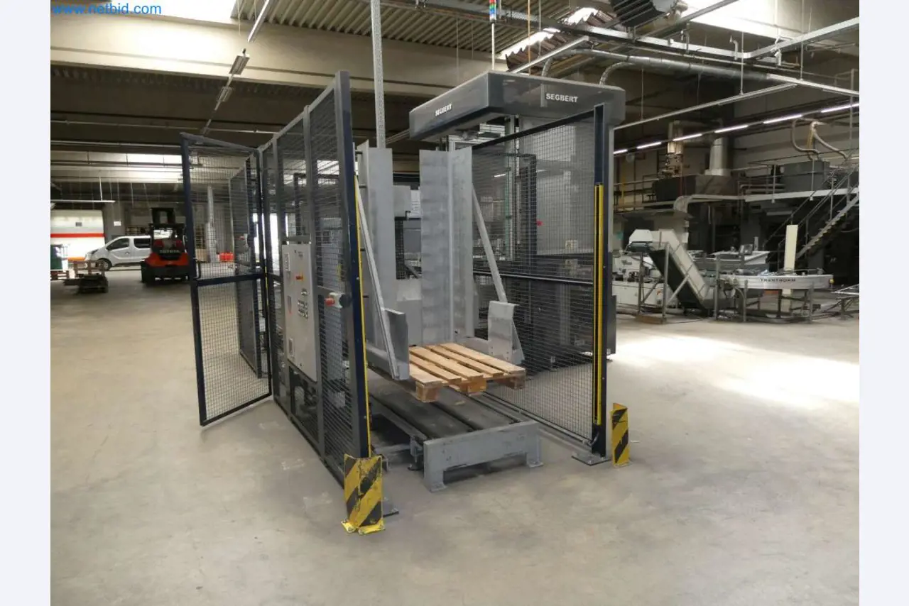 Equipamiento operativo y de oficina de una imprenta-13