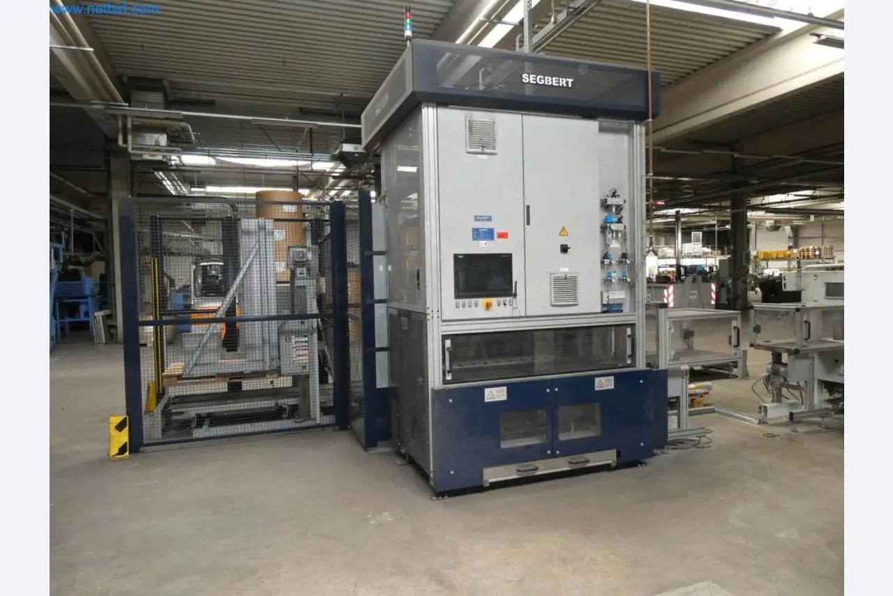 Equipamiento operativo y de oficina de una imprenta-21