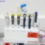 thumbnail-Dobře udržované a rozsáhlé laboratorní vybavení-1