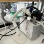 thumbnail-Gepflegte und umfangreiche Laborausstattung -5
