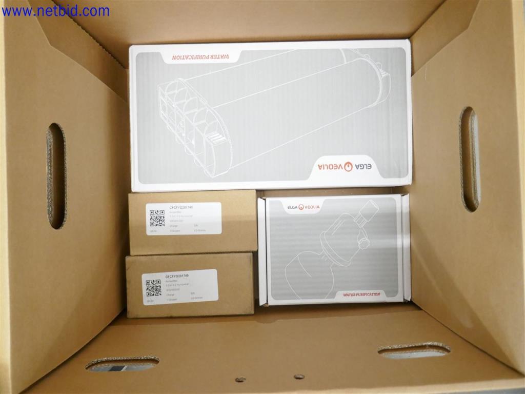 Dobrze utrzymany i bogaty sprzęt laboratoryjny-2