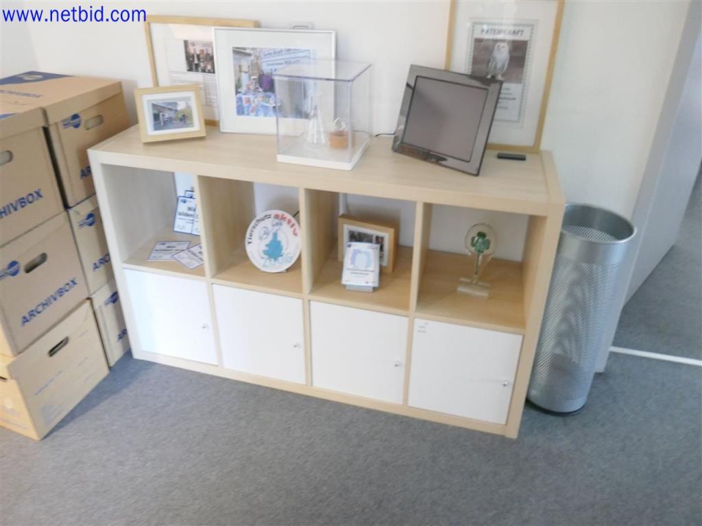 Equipos de laboratorio amplios y en buen estado-5