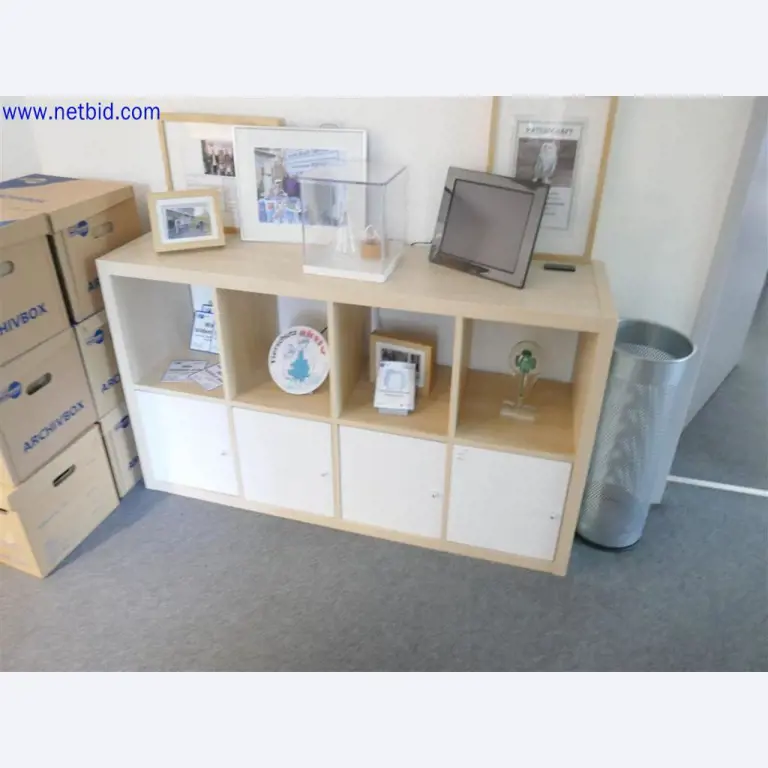Dobře udržované a rozsáhlé laboratorní vybavení-5