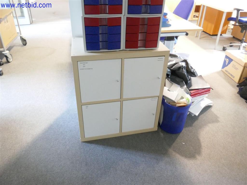 Equipos de laboratorio amplios y en buen estado-6