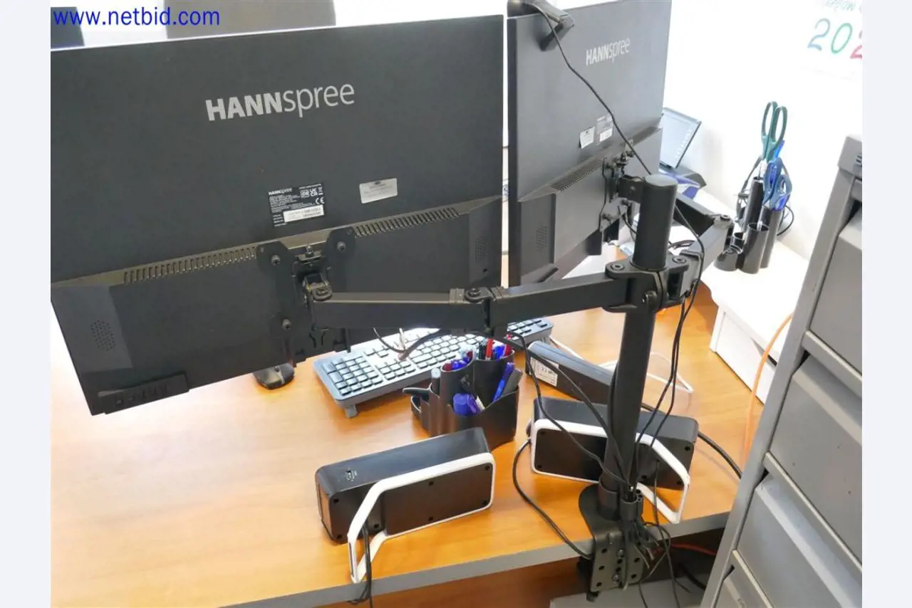 Dobrze utrzymany i bogaty sprzęt laboratoryjny-2