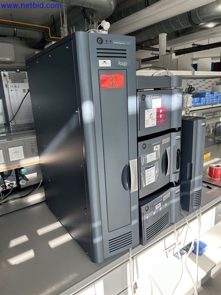 Équipement de laboratoire complet et bien entretenu-2